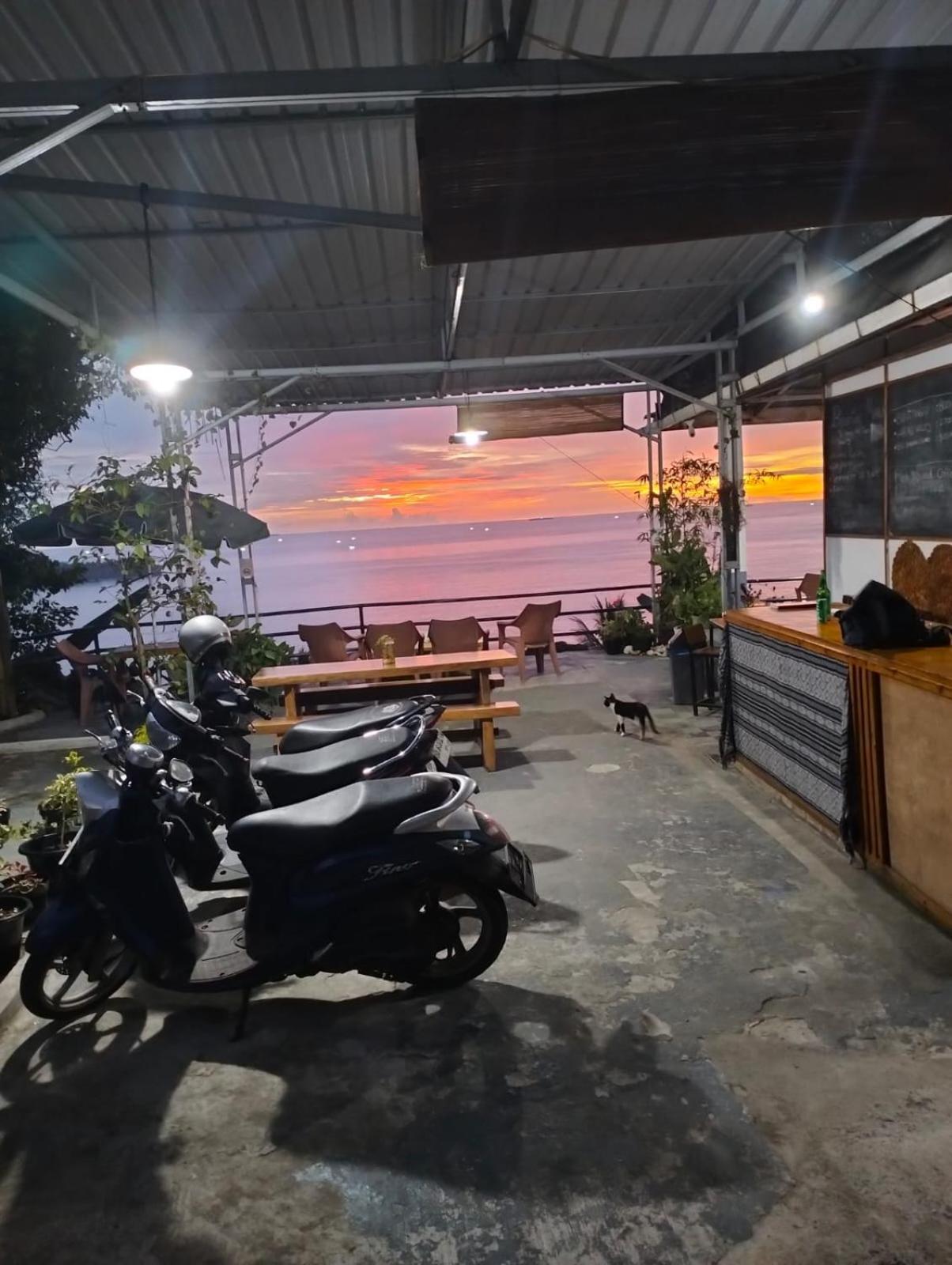 The View Padang, Amazing View, 8 Mins Mentawai Fast Ferry, Cold Beer,Close To Restaurants Padang (Sumatra) Exterior photo